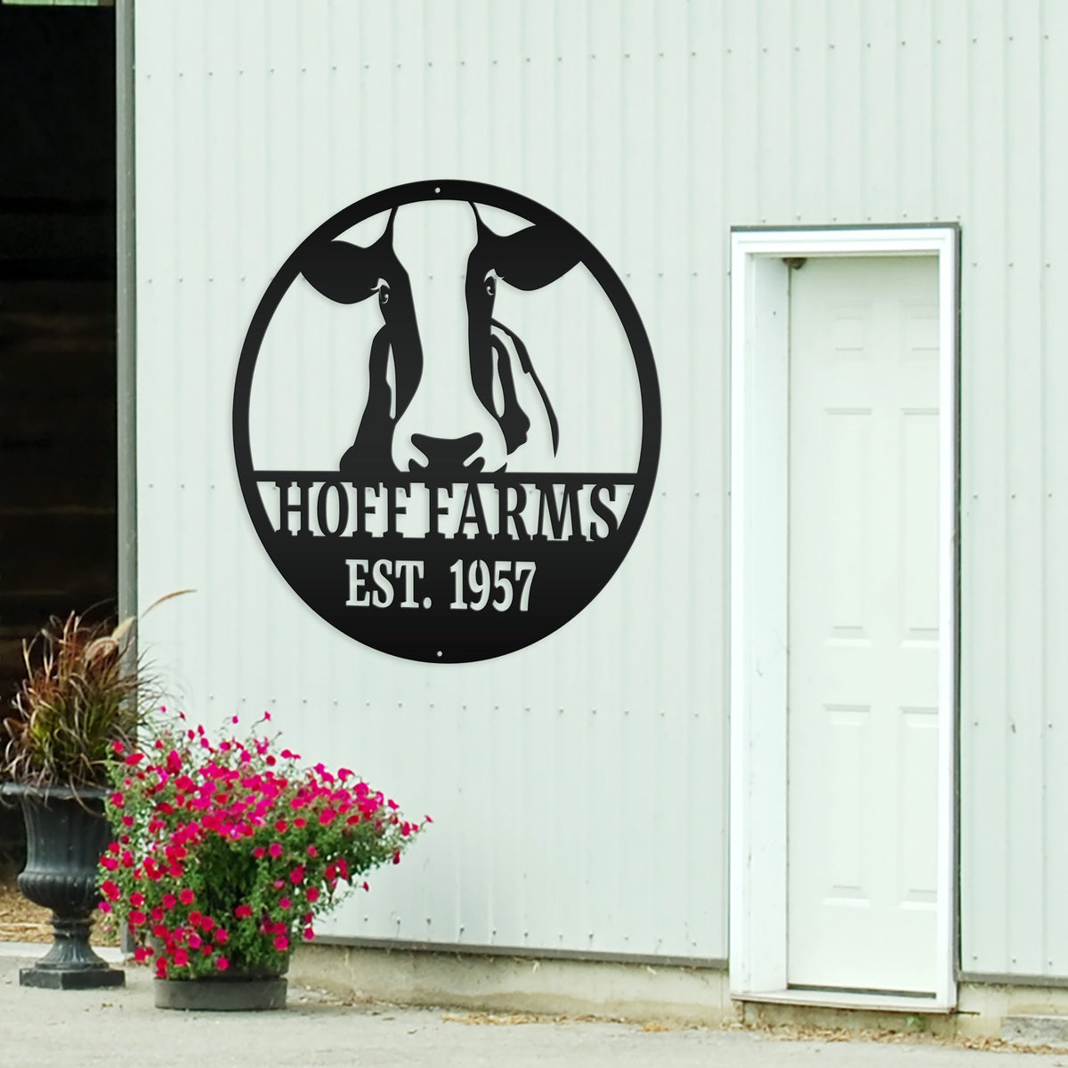 Cow Farm Metal Sign, Custom Gift For Cattle or Dairy Farmer, Round Business Sign, Gift for Mother Father Grandma Grandpa, Indoor or Outdoor