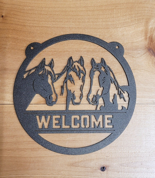 Horse Sign, Personalized Gift For the Horse Lover, Metal Stall Name Sign, Your own Wording, Round Welcome Sign, Rustic Ranch Home Decor