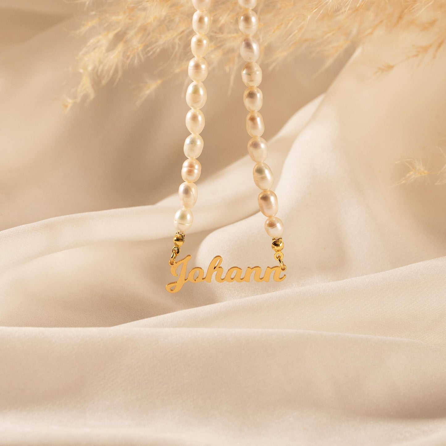 Personalized Pearl Name Necklace, Custom Name Necklace with Pearl Chain, Personalized Gift for Mother, Bridesmaid Gift, Necklace for Women