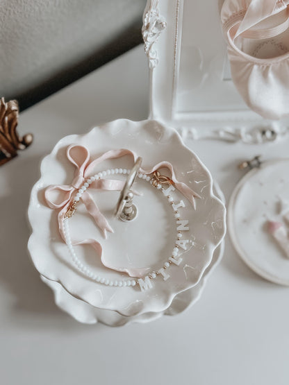 Custom name necklace for kids, personalized necklace for little girls, mother of Pearl name necklace, toddler white necklace, gift for girls