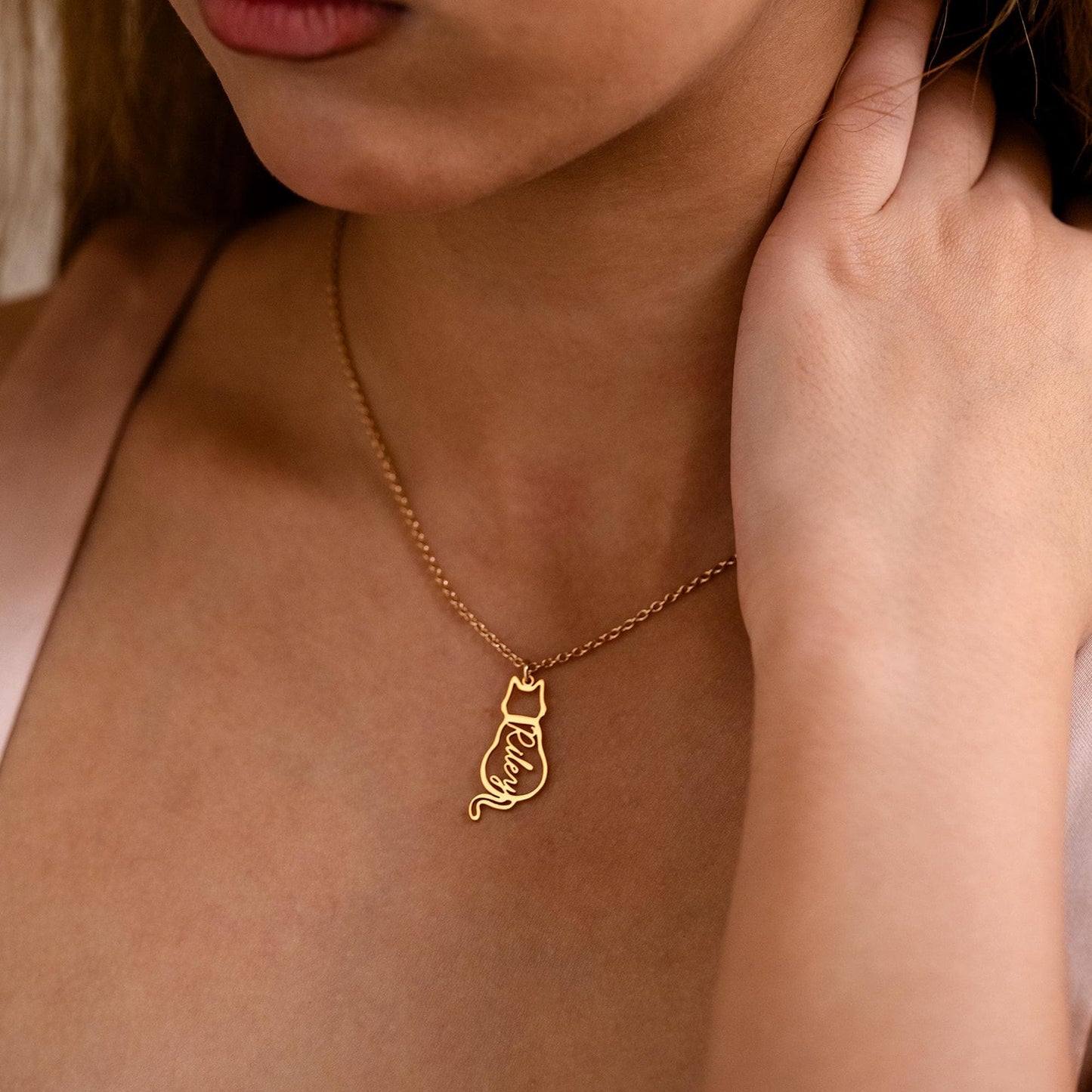 Personalized Cat Name Necklace, Custom Cat Silhouette Necklace with Name, Minimalist Cat Necklace, Memorial Gift, Cat Lovers Christmas Gift