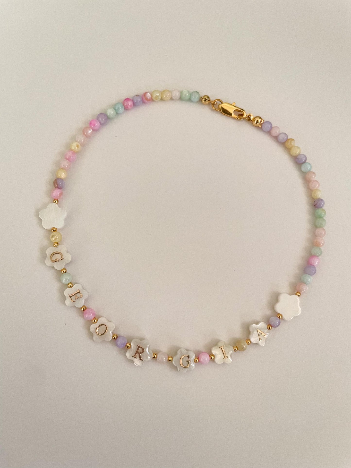 Colorful flower shaped name necklace for kids, mother of Pearl letter name necklace, girls bright beaded necklace, gift idea for toddlers,