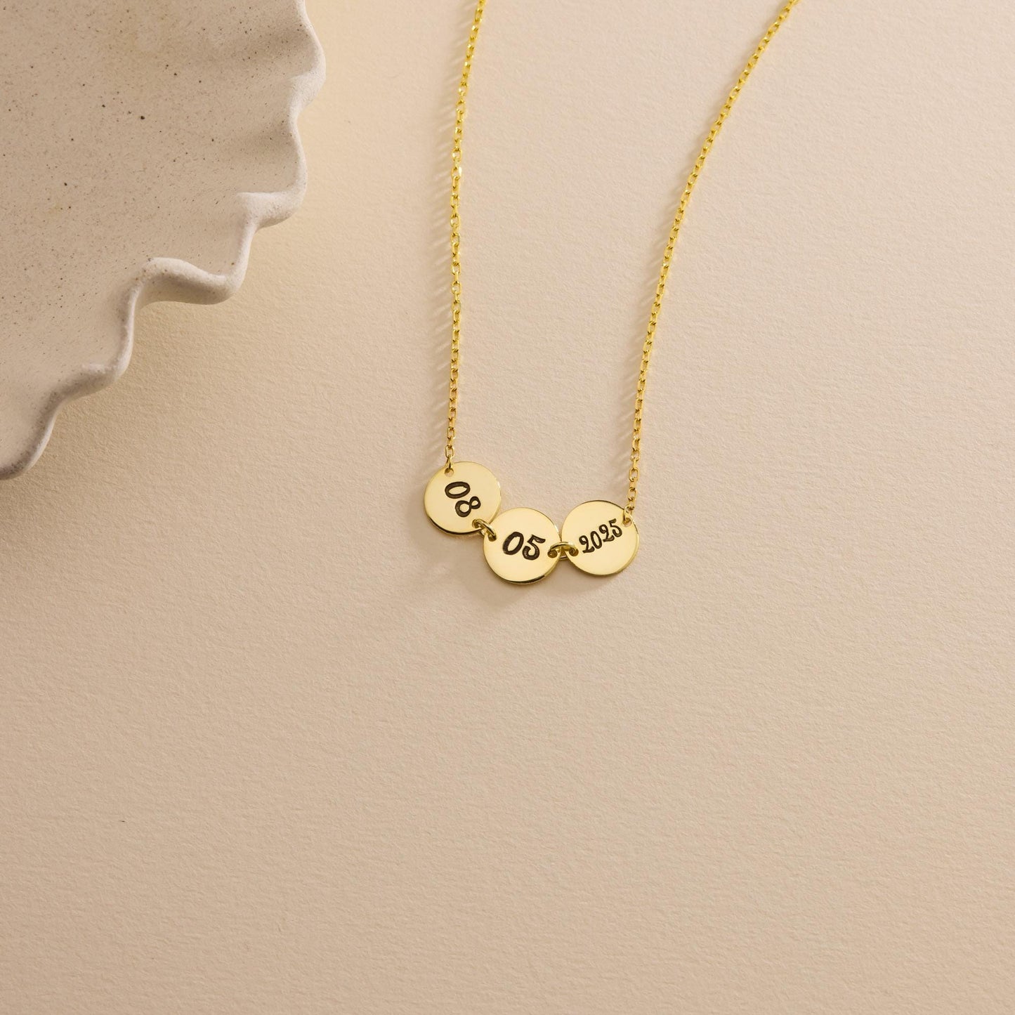 Dainty Personalized Gold Disc Necklace , Custom Engraved Date Necklace, Anniversary Jewelry, Wedding Date Necklace, Gift for Wife