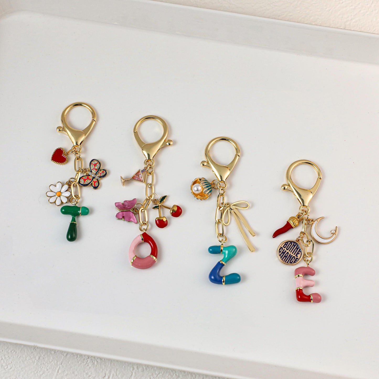 Personalized pendant keychains, epoxy resin letter pendant keychains, bag charms, personalized keychains, car keychains, birthday gifts