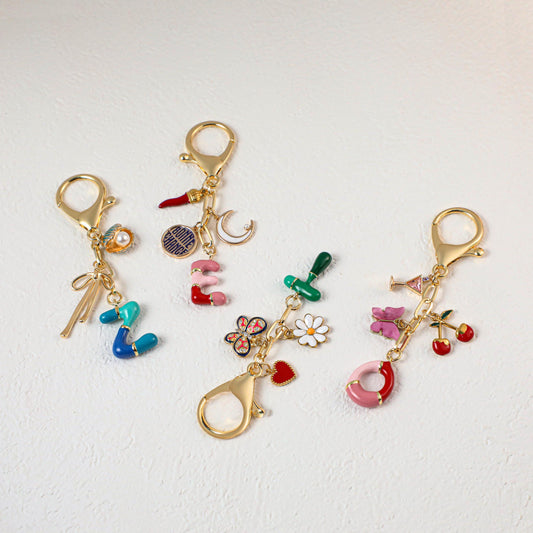 Personalized pendant keychains, epoxy resin letter pendant keychains, bag charms, personalized keychains, car keychains, birthday gifts