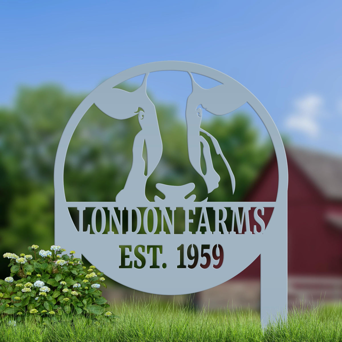 Cow Farm Yard Stake, Family Name and Established Year Lawn Sign, Cattle Business Signage, Rustic Home Decor, Steer Farming Small Business