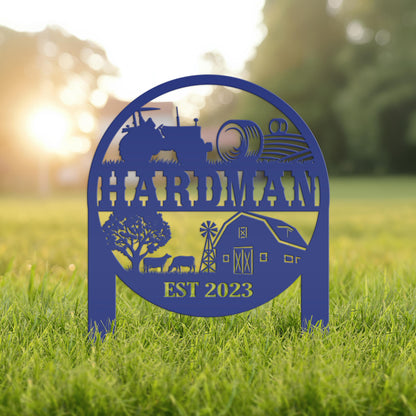 Farm Sign Metal Yard Stake, Customizable Outdoor Gift, Lawn Decoration with Cows and Hay Fields, Livestock Small Business Signage Idea